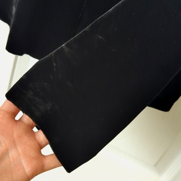 Banana Republic Y2K Vintage Silk Blend Velvet Long Sleeve Button Down Top Black - Picture 7 of 9